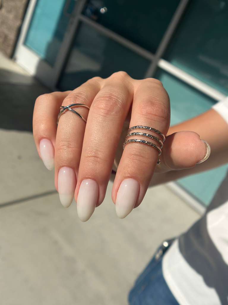 Exquisite nail styling