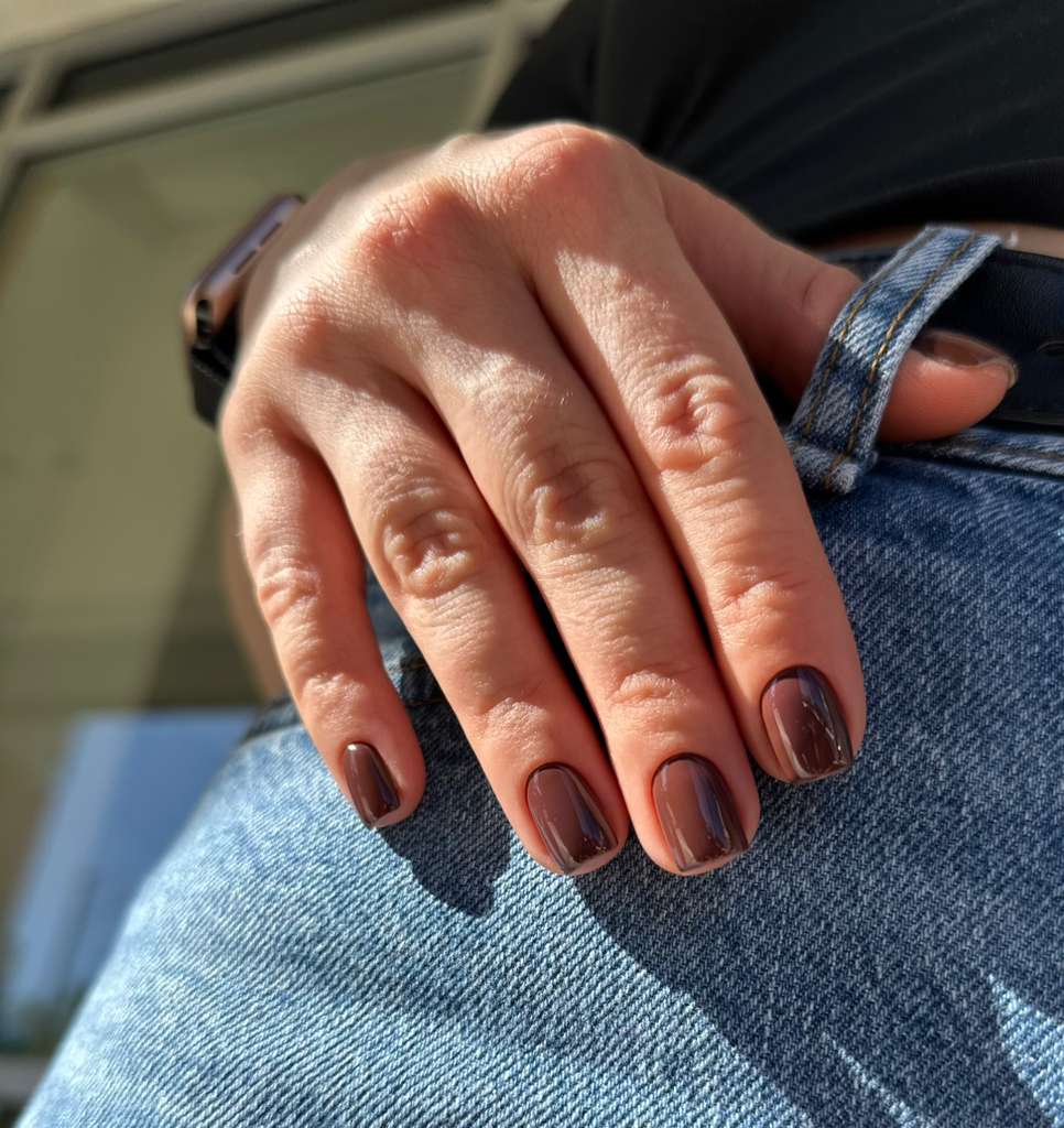 Elegant nail styling