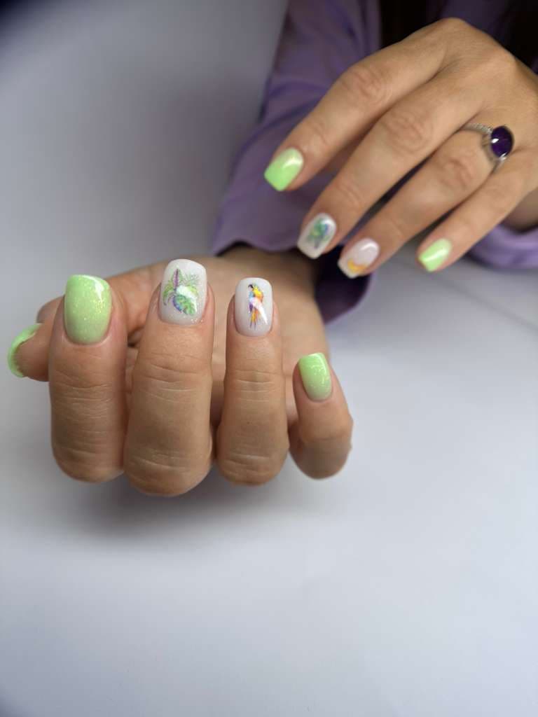 Latest manicure style from Violora Studio